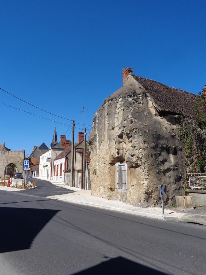 Auberge De La Tour Mennetou-sur-Cher Exterior foto